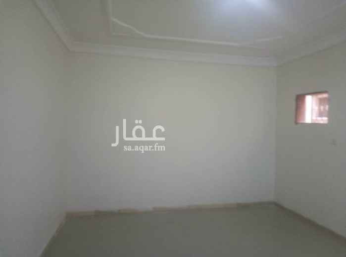 1756647 شحقتين متقابله للايجار عبارة عن ثلاث غرف وصالة ودورتين مياه مدخلين دور تاني نظيفة بحي الخليج شارع 20 ومقابلها ارض فاضيه للاستفسار 0501843362