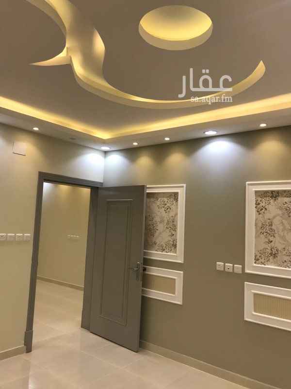 1187180 مساحه كل شقه 271م على سارع 15م.
-تتكون من6 غرف+ 4 دورات مياه+ غرفه خادمه + صالتين
تشطيب. راقي جدا
عليها جميع الضمانات
السعر 650الف
للمعاينه التواصل 0549355144
لمتابعه جديد عروض المكتب
Snap:i.3i20