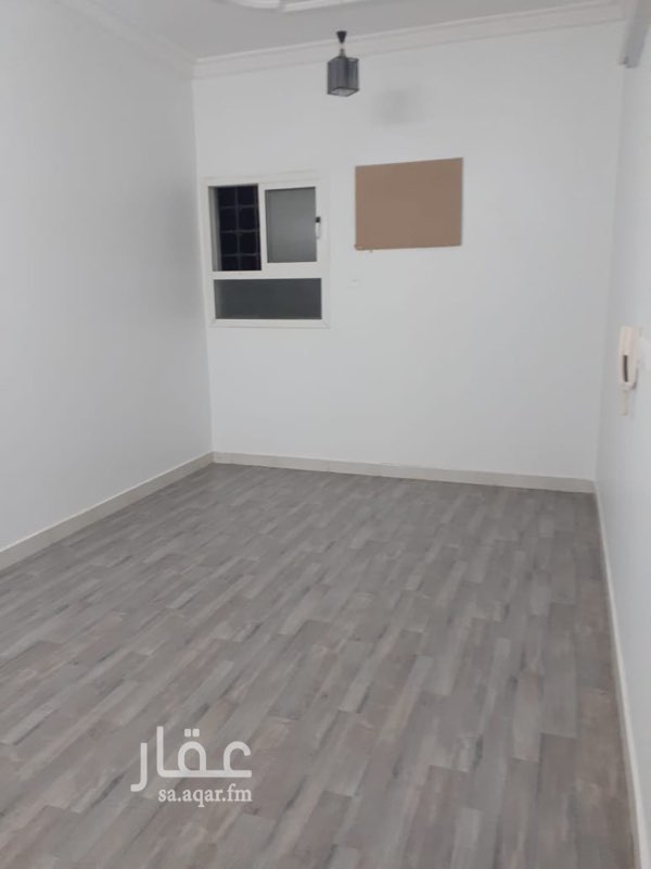 1693736 4 غرف وصالة
مطبخ
دورتين
مكتب السالم للعقارات
0559505557