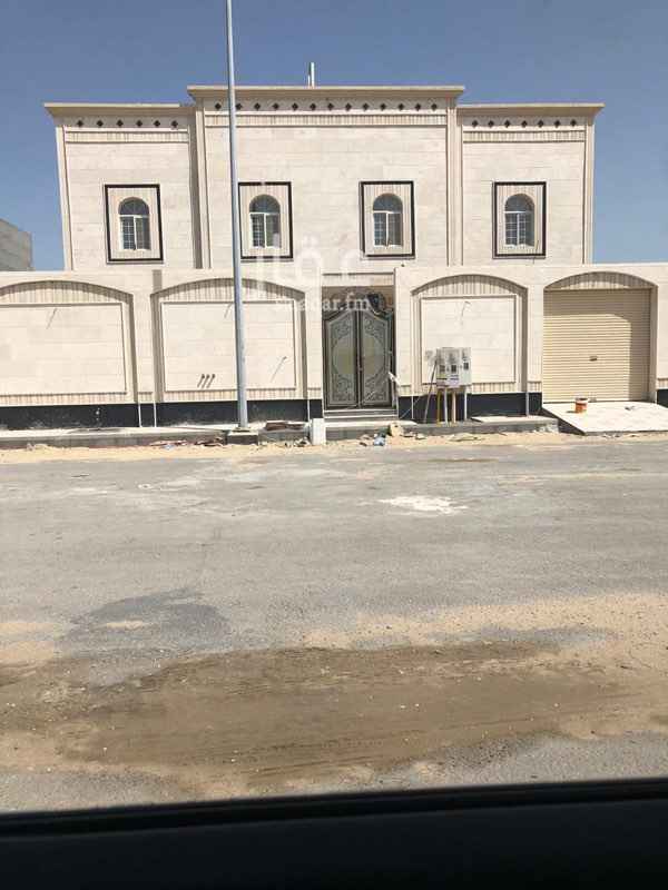 1515479 دور في حي الامانه المجاور الاول خلف جامعه اصاله. شغل شخصي جديد ديكورات. شمالي يفتح على ساحه. الايجار ٤٨ الف ريال واجهه حجر.
