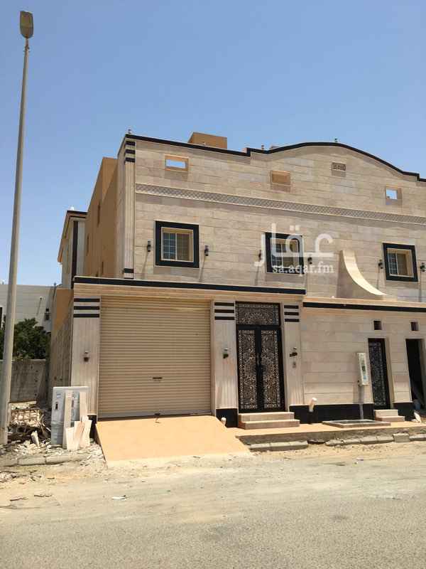 1704594 فيلا في حي اللؤلؤة جديدة للايجار الشارع مزفلت ومنور
وجميع الخدمات متوفرة