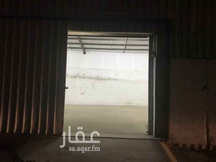1065992 مستودع صغير للايجار للتخزين فقط
ابو عبيد يوجد حراسه امنية
للتواصل ؛ 0538353958