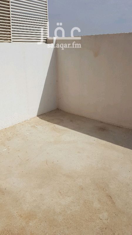 1351331 للإيجار شقة فاخرة...في حي الخالدية....قريب من الدائري.....ثلاث غرف....وصالة....وسطح خاص .... ودورتين مياه ....مطبخ راكب.... ومكيفات راكبة .....وغاز مركزي راكب
ايجار شهري1750 ريال
وإيجار سنوي 19000 ريال
لتواصل جوال
0536405803