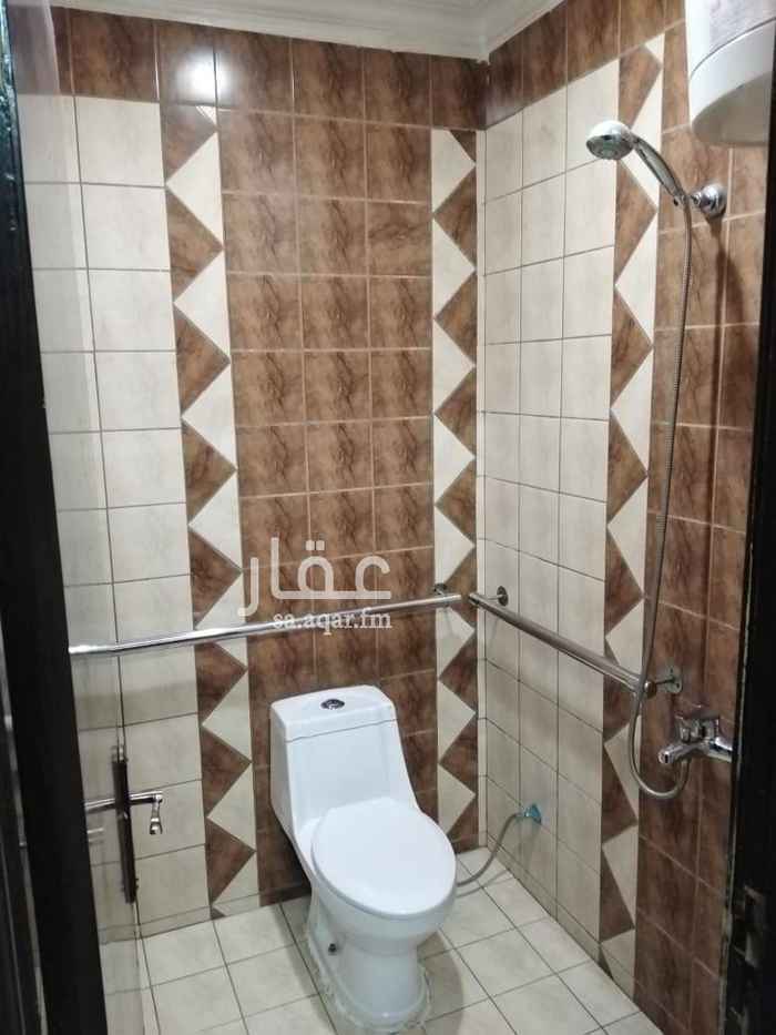 1578951 شقه للايجار عوائل غرفة وصالة وحمام ومطبخ مستقل مجدده بالكامل دهانات وسباكه ومكيفات جديده ومطبخ راكب قريبه من ممشى الشهداء موقع متميز متوفر جميع الخدمات