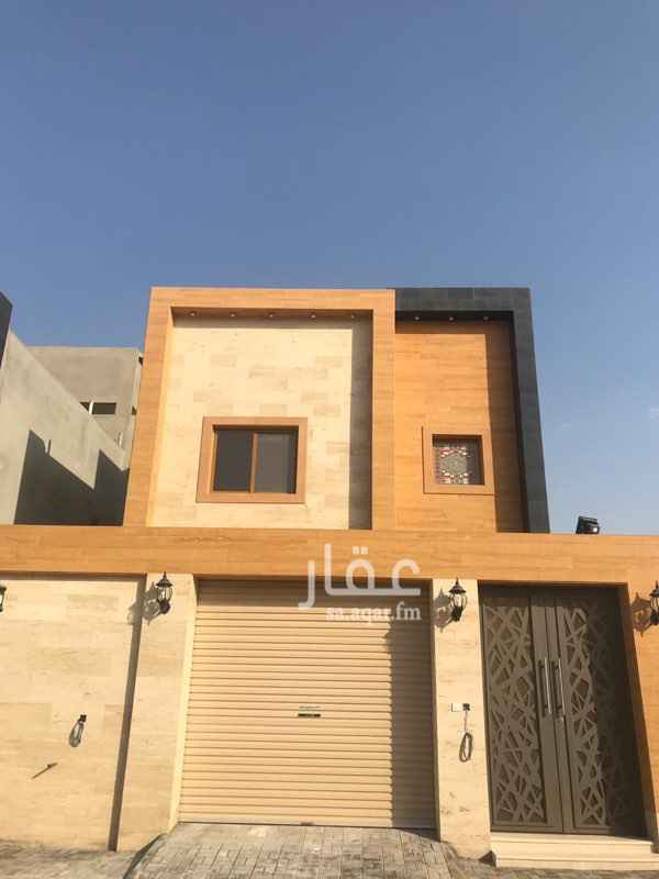 1706079 فيلا للبيع حي القيروان مخطط الدار شارع 20 شمالي درج صالة فقط
المساحة ٣٥٠ متر
تتكون من الارضي ٠٠٠
مدخل سيارة ٠ غرفة سائق ٠ ملحق خارجي ٠ مجلس ٠ مقلط ٠ صالة ٠ مطبخ ٠ مجلس نساء
الأول ٠٠٠
4 غرف نوم ماستر وصالة
السطح غرفتين شغالة ٠ غرفة ماستر كبيرة تطل على السطح زجاج
غرفة غسيل
التشطيب فندقي بديكورات فندقيه ويوجد كل الضمانات المطلوبه واشراف هندسي
حد مليون650 الف شامل ظريبه
( الموقع غير دقيق لارسال الموقع امل التواصل معي على بيانات الاتصال أدناه )
حمد/0550002561