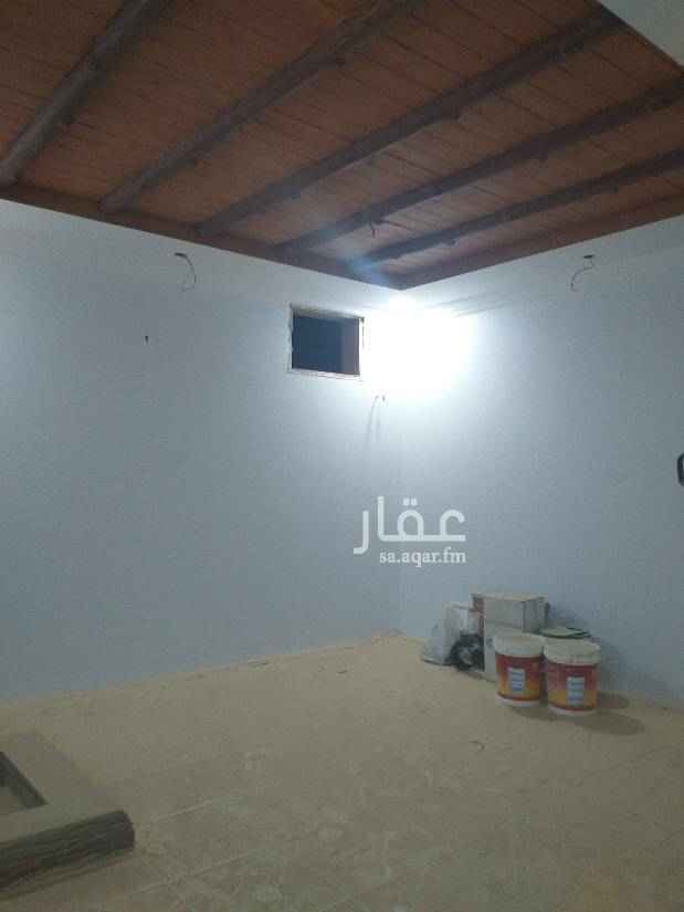 1511955 دور ارضي بحي المونسيه مستخدم مجدد
يتكون من ملحق خارجي ومدخل سياره
٣غرف نوم ومجلس ومقلط وصاله
غرفه غرفه شغاله ومستودع 0
.