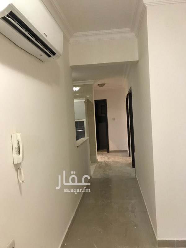 1703894 شقه للبيع في المؤنسيه الغربيه قريبه من شارع القلم ٤غرف وصال و٣ حممات ومطبخ دور ارضي البيع للجاد ٣٥٠ الف صافي