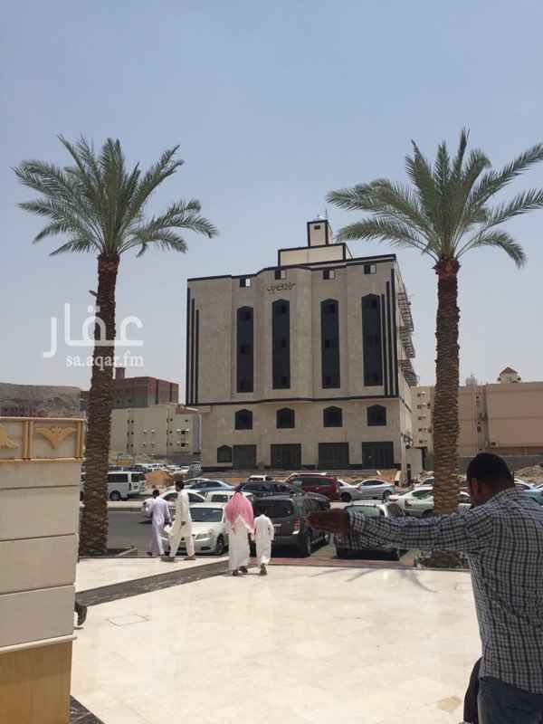 856253 مكاتب ومعارض للايجار، تصريح تجاري، واجهتين
• مكتب من غرفتين+ حمام + غرفة خدمات
• مكتب من ثلاث غرف+ حمام +غرفة خدمات
مصعدين ٨ وقفات+وسائل السلامة مع مخارج ودرج طوارئ