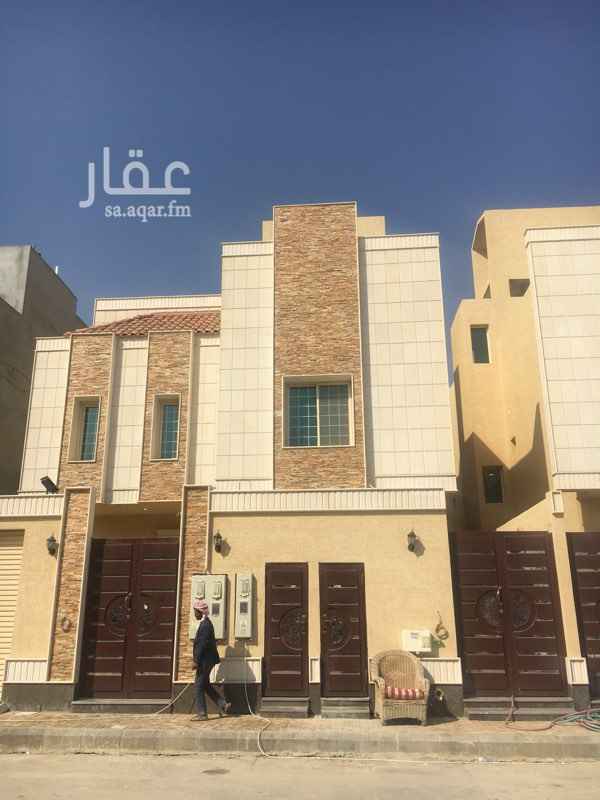 1297134 السلام عليكم لدينا شقه للايجار. في جوهر الياسمين
مكونه من ثلاث غرف. صاله. مطبخ. حمامين. سطح
مساحة 350 م
المطبخ راكب. شغلها زين
الموقع الذهبي. يوجد كل الخدمات. اناره شوارع. مساجد. مويه. كهرباء. قريبه لطريق ابو بكر الصديق
للتواصل 0550044898. ابو محمد
شركة رمز المساكن العقاريه
يسعدنا تواصلكم معنا. وتلبية طلباتكم