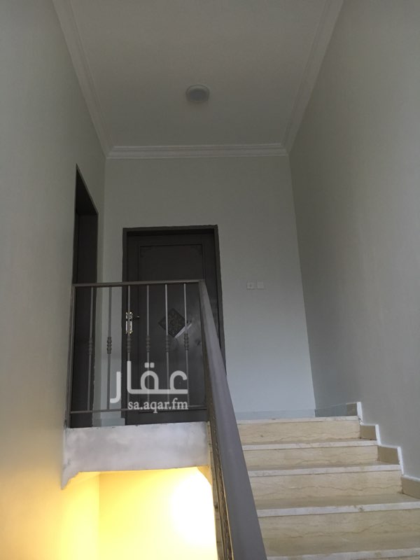1554952 السلام عليكم شقه للايجار حي العارض شمال ريحانه شرق عبد العزيز
الشقه 3 غرف. واسعه
صاله 8في5
مطبخ. حمامين
سطح4في4
عداد كهرباء مستقل
الشقه مدخلين
تشطيب ممتاز
السعر ميخ جدا. 17000 الف علي دفعتين
الشقه تصلح للعرسان.
قريبه للمسجد. تقرب للمسجد بمسافه. 50 متر
قريب لاسواق الضاحيه. خدمه 24 ساعه
السعر غير قابل للتفاوض
التواصل للجادين فقط 0550044898 ابو محمد