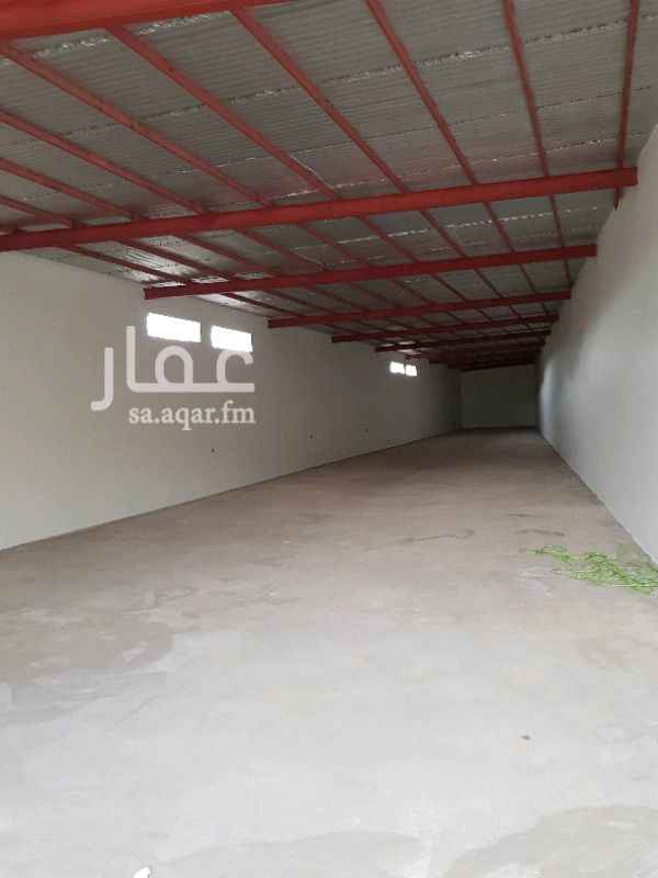 1121364 مستودع كبير على شارع T
مساحة ٢١٠ متر
المدخل واسع