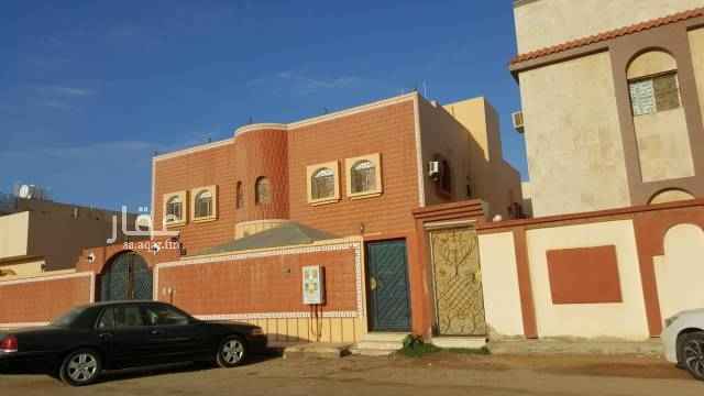 1686320 السلام عليكم
عمارة تقع بحي المجد مجاورة للمسجد ومركز الصحه الاولية وبالقرب من بعض المدارس بنين وبنات..
تتكون من عدد دورين منفصله مستقله وملحق خارجي
كل دور يتكون من عدد خمس غرف وصالة واسعة وشرحه ومطبخ وثلاث حمامات..
الملحق عبارة عن خيمة ممتازه...
وحوش واسع ممكن تدخل سيارتك فيه.. وارتدادات عاديه من حوالين العمارة...
اساسات المنزل ممتازه لا يوجد شطوب ولا تهريبات مضمون. جميع الفواتير موجوده ونوعية الحديد المستخدم وخلافه...