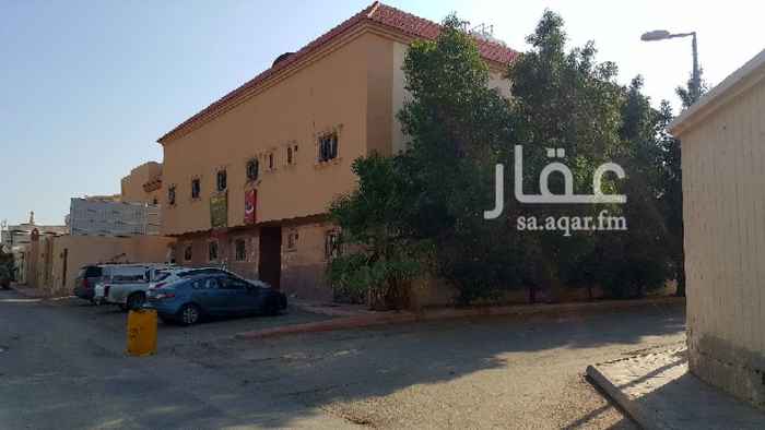 1257307 شقة عائلية. عداد كهرباء مستقل .مكونة من ٣ غرف وصالة ومطبخ راكب و٢ حمام .+ سطح خاص صغير ..طريقة الدفع كل ٦شهور .الشقة مجددة بالكامل من بويات وسباكة وكهرباء
شارع السليل .حي الاندلس