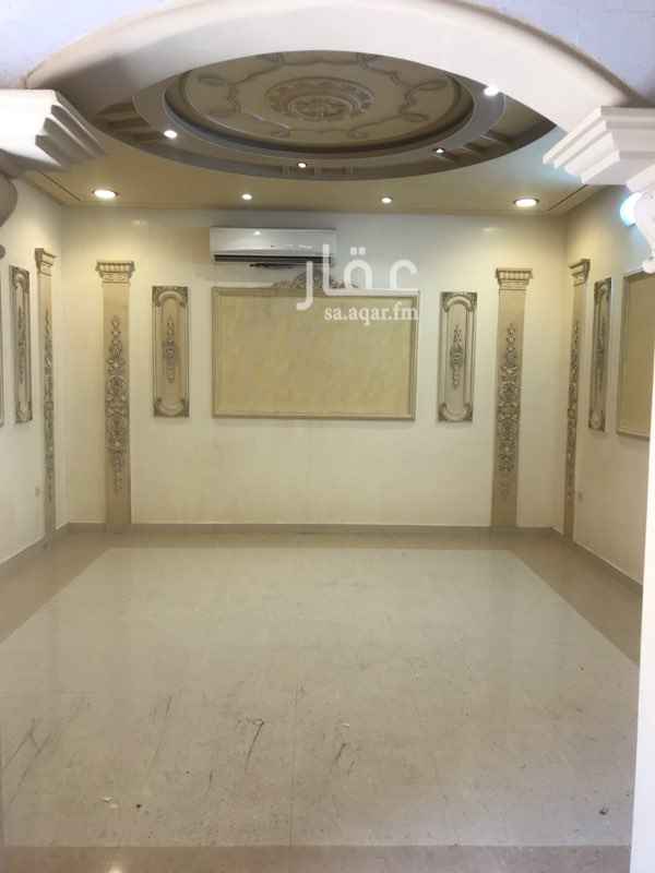 1649044 دور ارضي 3 غرف وصالة ومجلس ومجلط ومكيفات ومطبخ راكب
عداد كهرباء منفصل . الدور مجدد بالكامل من دهان وسباكة وكهرباء
ومدخل سيارة
