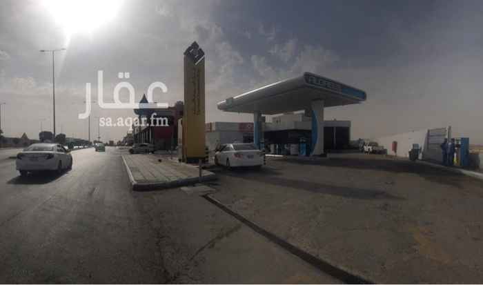 1415058 محطة مخرج ١٧ بعد ايكيا على اليميين مؤجره على الدريس ٣٠٠ ألف والأجار يسوى اكثر واجهتها على شارعيين مسيومه ب ٧ ونص