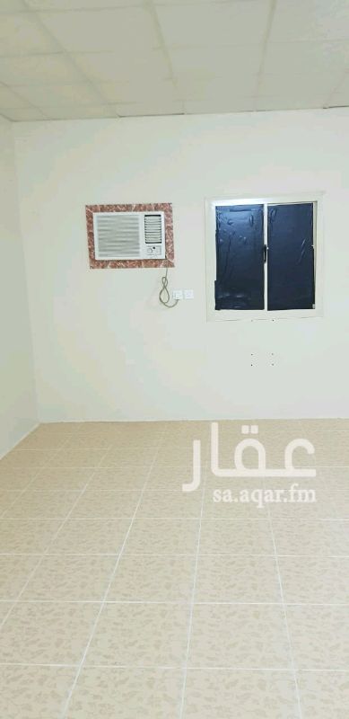 1207587 غرفه وحمام ومطبخ ومكيف الماء والكهرباء على صاحب الاستراحه الدش موصل الاستراح خلف الجيش