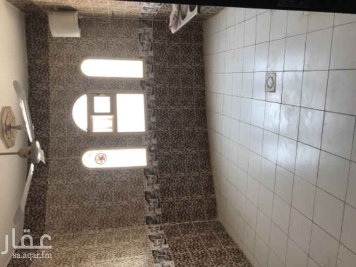 1582469 للإيجار شهري أو سنوي ، شقتين شبه جديده كل شقة لها مدخلين رجال ونساء ، المكان في حي الجنادرية ( روابي الجنادرية ) قريبة من حوش الإذاعة
السعر الشهري على (١١٠٠) ريال والسنوي( ١٢٠٠٠) الف ريال.
ملاحظة : الموجود شقتين فقط لا يوجد في السطح شقة السطح حوش فقط ،