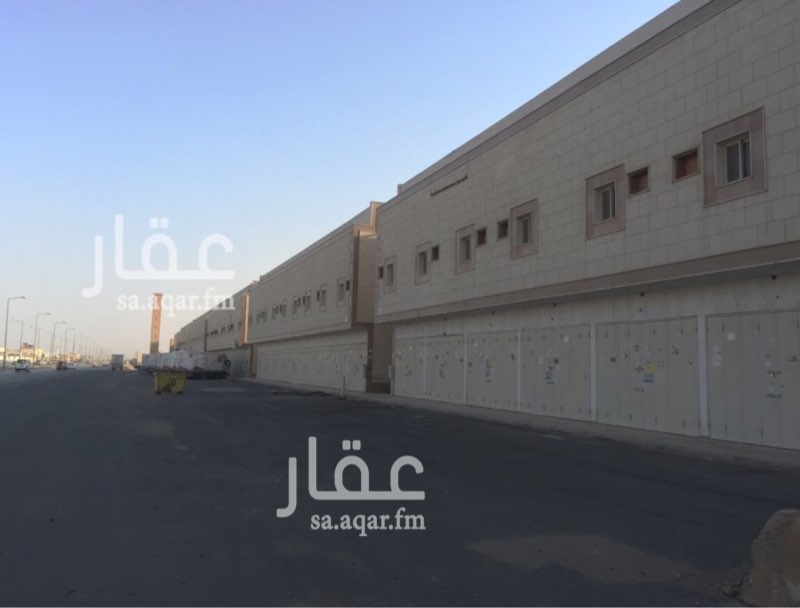 703518 مكاتب للإيجار جديدة :
المساحة = 40 م٢
مع دورة مياه مستقلة ومغسلة . ( كما هو موجود في الصور )
• الدور الأول = 9,000 ريال
• الدور الثاني = 8,000 ريال
🔴 مجهز بكامل الأوراق لإستخراج الرخصة .
الموقع :
الرياض - السلي - شارع اسطنبول .
للإستفسار :
0550278111