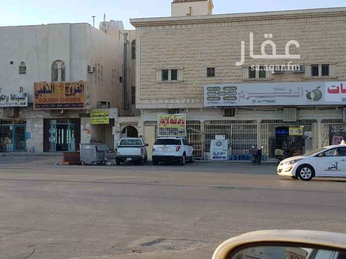 1118114 محل للايجار بجوار سوبر ماركت كبير ومحل دواجن يصلح خضار وله زباين السوبر ماركت والدواجن ممتااااز مره