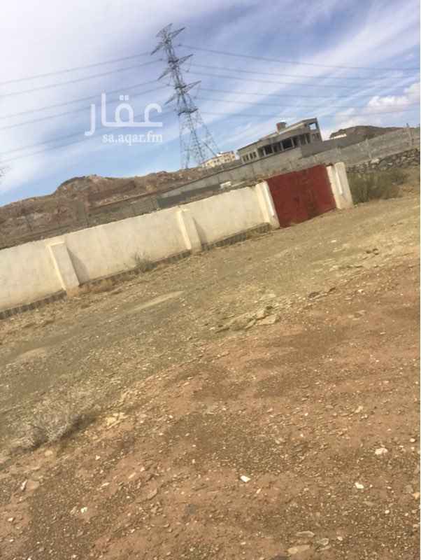 1454505 ارض للبيع في شوحط بني مالك عسير حول
قرية ال منصور التراثية
على شارعين ١٢م تبعد عن ابها ١٨كيلو