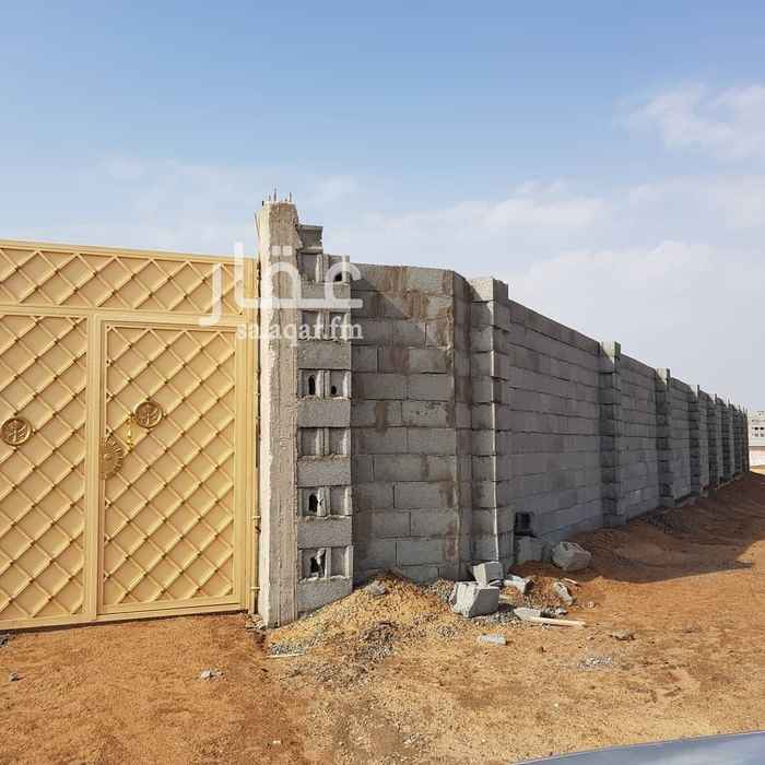 1417905 حوش للايجار السنوي خلف محطة النهدي مساحة٩٠٠تقريبا على شارعين له بوابتين باب كبير بالزاوية الجنوبية الشرقية وباب وسط بالواجهة الشرقية للايجار السنوي دفعة ١٤٠٠٠ دفعتين ١٦٠٠٠كل سته اشهر ٨٠٠٠ ينفع لتربية الدواجن او الاغنام او اي نشاط اخر للتواصل جوال ٠٥٥٠٤٤٣٤٥٦ابو ناصر