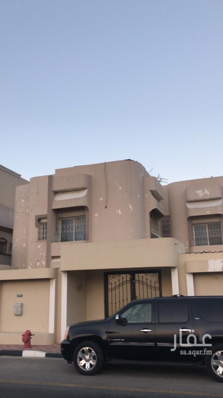 1697933 بيت للبيع مساحه ٦٠٠ م واجهة شمال
عمر البيت ٢٥ سنه
حي المثلث
شارع الامام علي بن ابي طالب مقابل محطه الدريس على شارع تجاري
