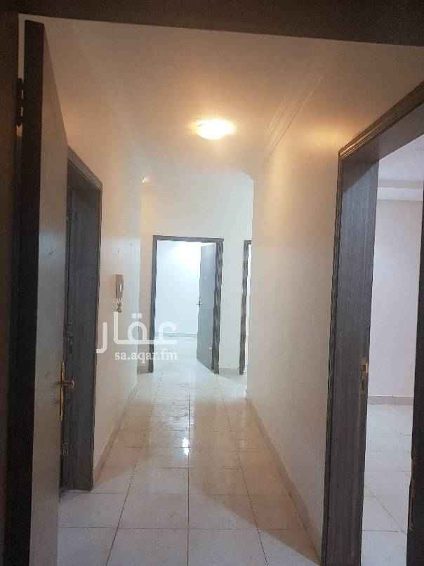 1560098 دور علوي للايجار نظيف جدا وقريب من كل الخدمات
يوجد عدد ٥ غرف وثلاث حمامات وصاله ومطبخ ومستودع بالمطبخ
والموقع نفس اللي بالخريطه