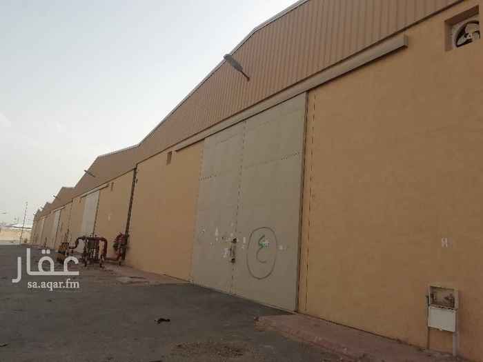 1556585 مستودع للايجار مساحتة 852 متر علي طريق الخرج القديم
سعر الإيجار السنوي 80الف ريال
للمفاهمة 0558881855