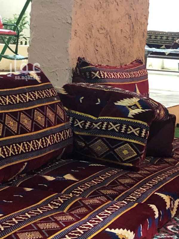 1505051 فله بمسبح داخلي موقع مميز اثاث جديد
٠٥٥٠٥٥٣١٣٠