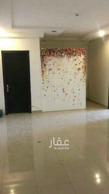 1573389 مكتب إداري للايجار
عماره تجاريه ممتازة
موقع ممتاز علي شارع رئيسي
المكتب مقسم إلى غرفتين وصالة ومطبخ وحمام
يوجد بها مكيفات راكبه ومطبخ
العماره موجود بها مصعد وبدوم سيارات