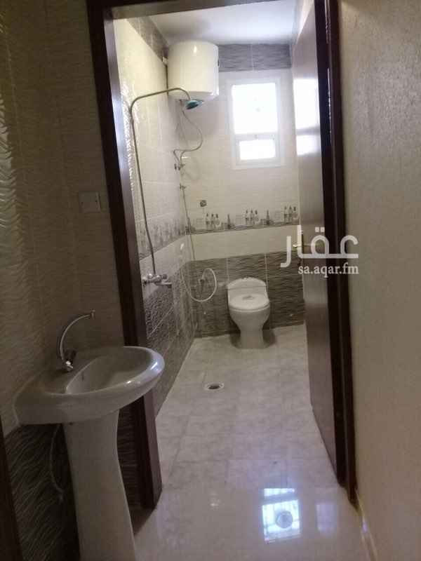 1281051 للإيجار شقه موقع مميز ،، شارع دمياط بجانب شارع الفريان
السعر شامل المكتب والمويه ،،
امكانية الإيجار 3شهور