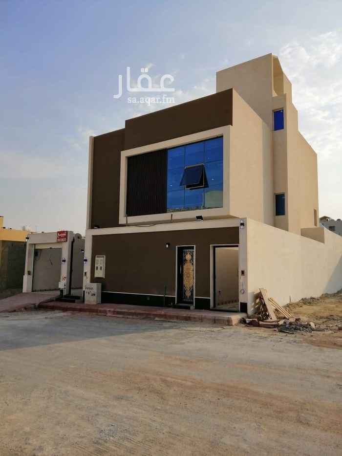 1724260 للبيع فيلا مودرن فاخره درج بالصالة و شقه
حى القيروان
المساحة 322م
الشارع 20م شرقي
السعر مليون و 500الف سوم
مدخل سيارة و غرفه سائق وملحق خارجى ومجلس ومقلط وصاله ومطبخ خارجى مفتوح على الصاله ومطبخ داخلى ومستودع وغرفه خادمه
الدور الأول 4 غرف نوم و صاله و٣ دورات مياه
الدور العلوى السطح
الشقه مدخل خاص مجلس وصاله ومطبخ و غرفتين نوم ودورتين مياه