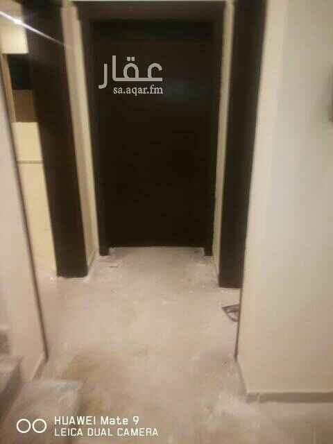 1700432 توجد لدينا فلل فاخره للبيع الدور الارضي مجالس استقبال مطبخ مدخلين مدخل سياره الدور الاول اربع غرف نوم الملحق غرفه النوم وصاله سطوح واجهه الشرق تفتح على حديقه مره حلوه المطلوب مليون وميه