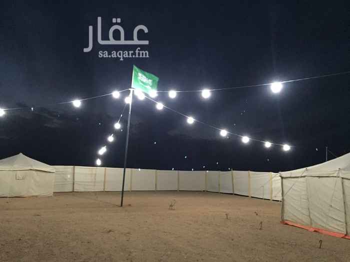 776610 مخيم للايجار روضة خريم - رماح
مخيميمن كل مخيم قسمين
قسم رجال بيت وجلسه وتلفزيون وكل الخدمات
قسم النساء مخفي وذات خصوصيه عباره عن خيمه عمودين وخيمه عمود ودورة مياه وحوش كبير وايضا حوش بالخلف
يتميز المخيم بوجود ريسيفر ينقل جميع المباريات العالميه والاسيويه والداخليه المشفره موقع هادى ومريح