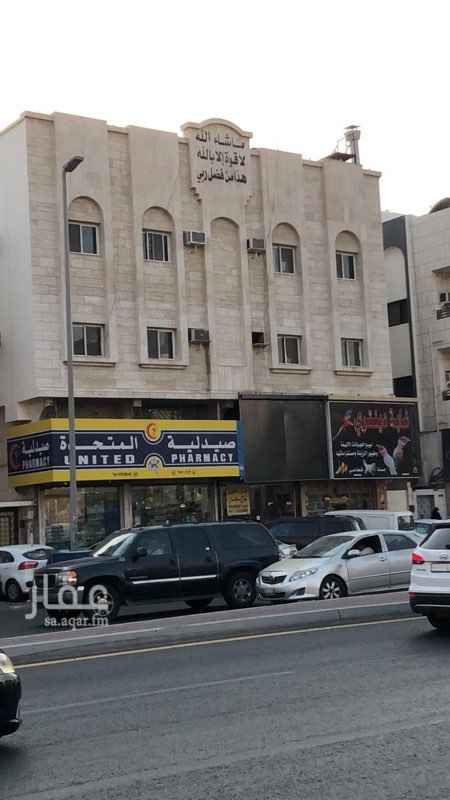 1591529 معرض للايجار في شارع تجاري مميز ، عرض الشارع ٤٠ متر
مجهز لمحل حلويات
مجهز بالتكيف
يوجد دوره مياه
