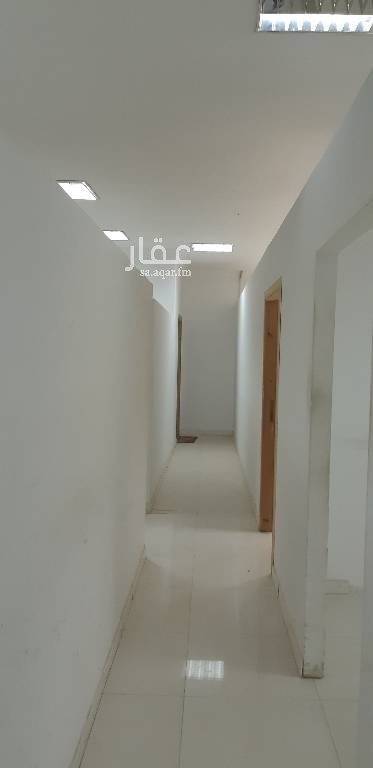 1491678 @ 4tunerealty
للايجار مكتب فاخرة
موقع استراتيجي وحيوي على طريق التخصصي مع الامام سعود
بحي المحمدية
العمارة راس بلك على 3 شوراع
مساحة 180 متر تقريبا
دورتين مياه مع ركن مطبخ
مصعد يخدم جميع الادوار
المكتب جاهزة للاستخدام من حيث الديكور والارضيات والجدران
المكتب مقسم عبارة عن 7 غرف
راكب المكيفات والمطابخ
سعر المتر 450 ريال