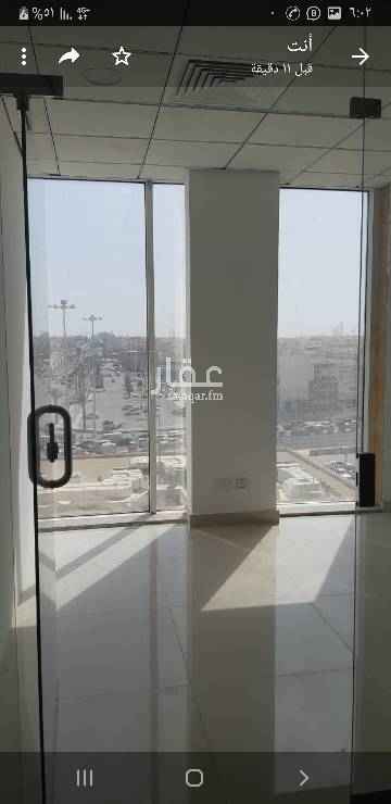 1628010 @ 4tunerealty
للايجار مكاتب فاخرة
على طريق الملك عبدالله
الدور الرابع
مكتب رقم ( 10 ) مساحته 156م
المكتب جاهز و مقسم
اطلالة رائعة على الملك عبدالله و طريق خالد بن الوليد
عبارة عن 5 مكاتب وصالة كبيرة
مجهزه تكييف وحدات مركزيه
المكتب يحتوي على مطبخ خدمه ودورة مياه
مصعدين تخدم جميع الادوار
قبو مواقف سيارات
المتر 550 ريال للمتر