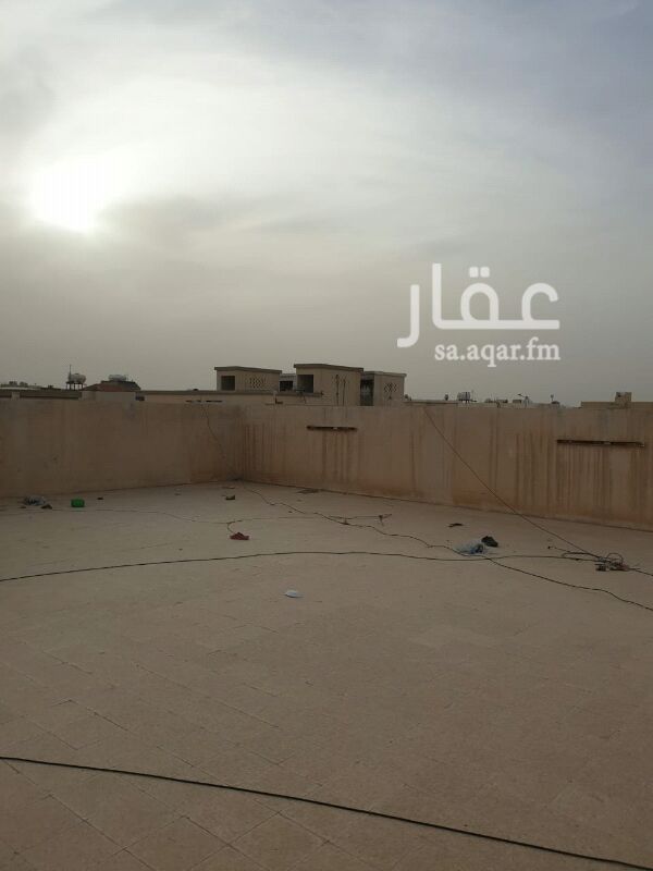 1463681 للايجار دور علوي مدخل مستقل مع السطح
مجلس مجلط صاله ثلاث غرف نوم 💤 ومطبخ وثلاث حمامات كهرباء مستقله