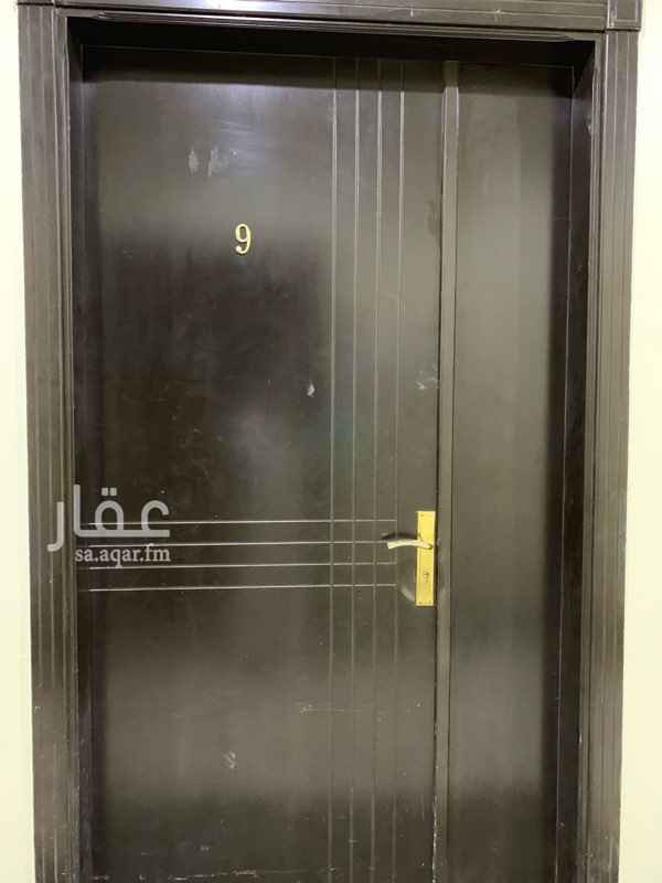 1531676 مكتب مجهز بالكامل
اراضيات انارة تكييف
المساحة مفتوحة
ويوجد مكتبين مقسمة ببارتشن زجاجي