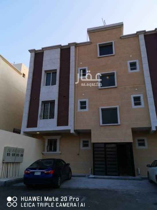 1695294 تخطيط راقي وتوزيع للغرف بطريقة عصريه.
مساحة الغرف ممتازه والشقه واسعه.
تتكون من ٣ غرف نوم واحده ماستر ومقلط ومجلس وصاله ومطبخ ٤دورات مياه ومكان غساله وغرفة شغاله.
ضمانات حقيقية على الشقه من المالك.
١٠ سنوات الهيكل الانشائي
٣٠ سنه القواطع الكهربائية والمفاتيح ضمان الوكيل
٥سنوات العوازل الحراريه والمائيه.
٢سنه التمديدات
