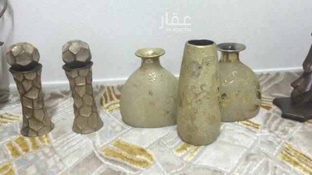 1561323 أثاث للبيع