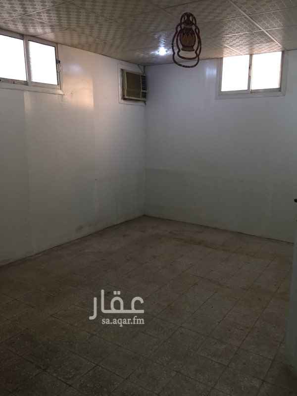 1679779 فرصه للإجار ملحق علوي مكون من 2 غرفه مكيفه ومطبخ وحمام
مع السطح موقع ممتاز جدا
مع تحيات مكتب الزويد لادارة الاملاك يرحب بكم 🌹
0551111228