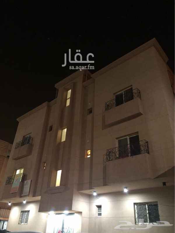 1604805 عمارة للبيع:
الدمام حي الزهور قريب من مسجد الحواس
الموصفات:-
*مساحة الارض 600 م
*العمارة ثلاث أدوار
*عرض الشارع 15 م
*عمر العقار 6 سنوات
*البنيان شخصي
*بدون مصعد
*يوجد فيها 9 شقق ويوجد غرفة حارس
*الشقة مكونة من:-
مجلس مع حمام
غرفتين نوم مع حمام
صاله
مطبخ راكب
*جميع الشقق مؤجرة بالكامل
*قريبه منها جميع الخدمات ومجمعات.
السعر : 2,800,000
للاستفسارات الرجاء التواصل مع :
0551138047
