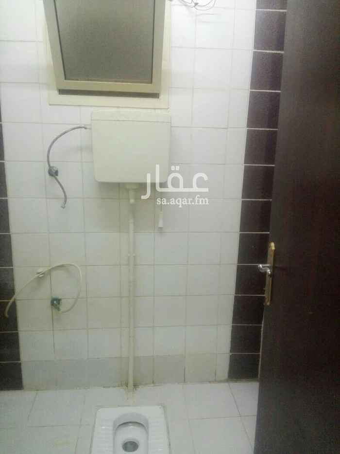1499944 شقة عزاب جديده للايجار غير مفروشة طريق المدينة المنورة مكونة من غرفتين وحمام ومطبخ ايجار شهري900ريال رجاء الاتصال على الرقم 0553304073
