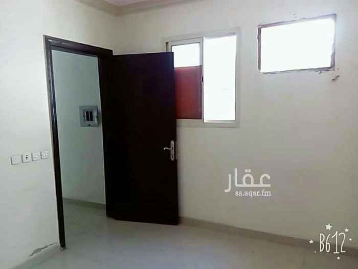 1645104 يوجد شقتين جديدة للايجار غير مفروشة مكونة من غرفتين وحمام ومطبخ حي الشميسي طريق المدينة المنورة شهري ٩٠٠ ريال شاملة الماء فقط للتواصل 0553304073