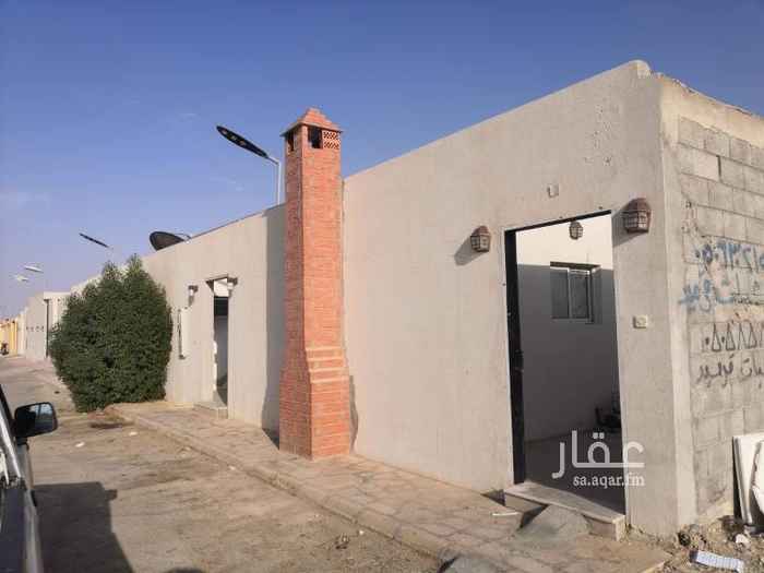 1754677 إستراحة عزاب مجلس 5×7 و غرفة4×5 بها مشب و دكة 6×5 بدون مدخل سيارة المطبخ راكب بدون مكيفات... الدوام من 4 عصراً إلى 9 مساءً