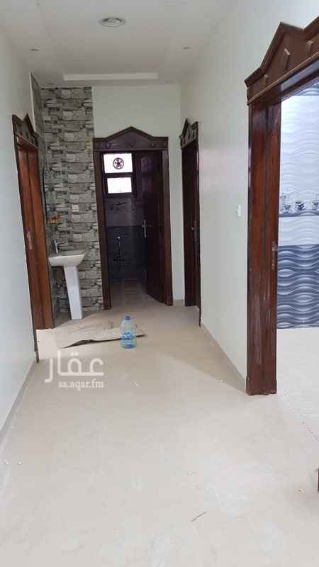 1676761 شقة دور علوي في فلة كهرب مستقل مدخلين 3 غرف وحمامين ومطبخ وصالة بوية وسباكة وكهرب نظيف