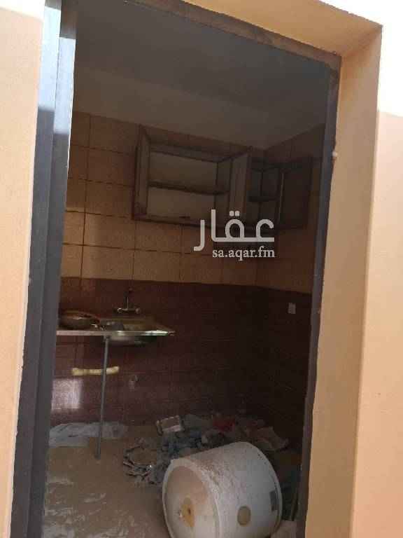 1592556 استراحه غرفه ودورة مياه ومطبخ ومدخل سياره حي الغدير