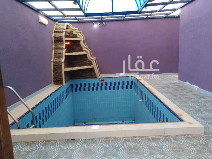 1360203 فله للبيع مساحه 500 السعر مليون 600 الف قابل للتفاوض درج داخلي دورين واملحق علا شارعين ماجالس استقبال ادور الأرضي اربع غرف نوم كل غرفة له حمام ادور الاول الملحق غرفتين واحمامين واغرفة خدامه اعتذر الموقع غير دقيق للتواصل
0551262740