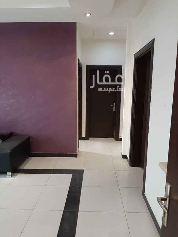 1551007 للبيع شقة في حي الملقا مجلس و٢غرفة نوم راكب مطبخ ومستودع ومكيفات العمر ٥سنوات نرجوكم الاتصال قبل المعاينه
